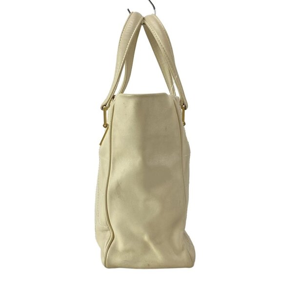 Auth CHANEL Chocolate Bar Stitch - Beige Leather Tote Bag gold hardware - Picture 3 of 13